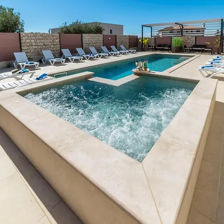 Pinna - Supin شقة